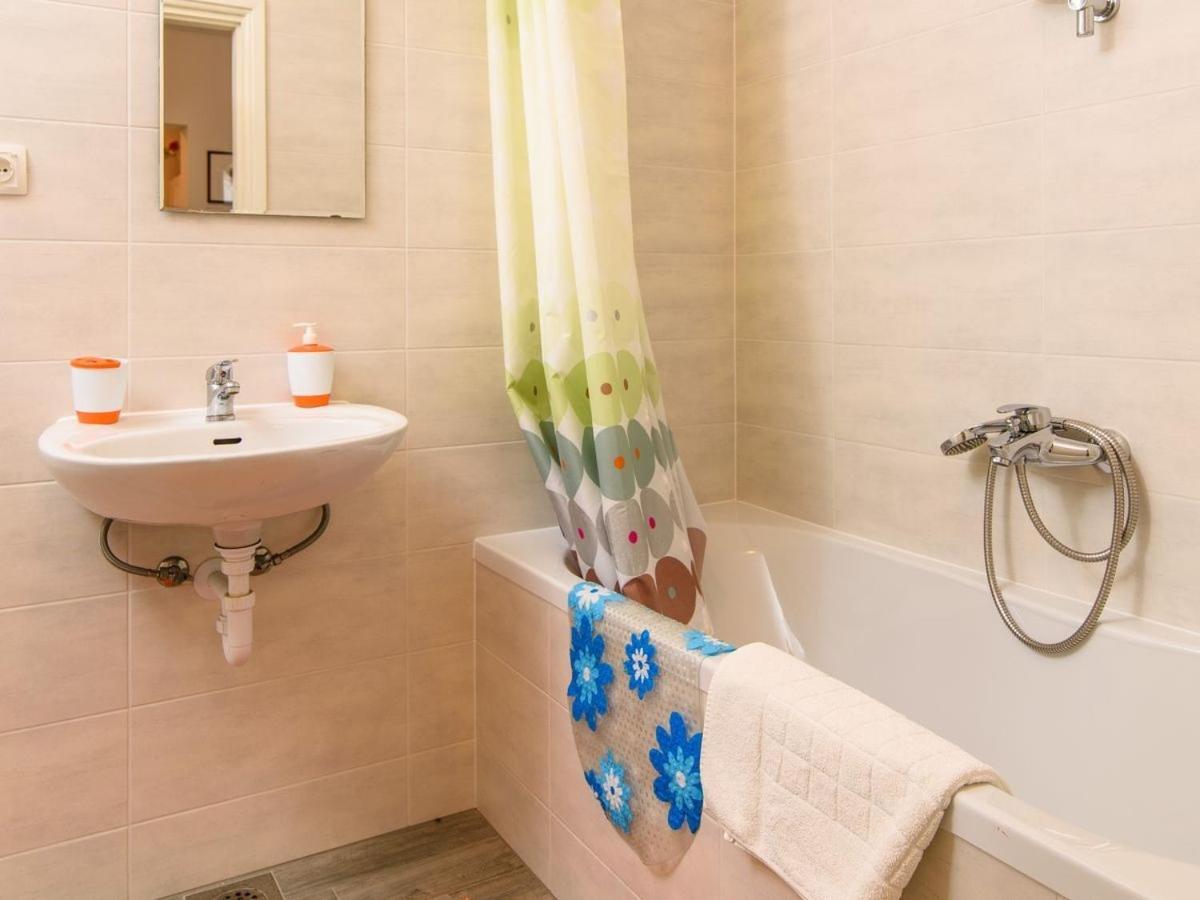 טרוגיר Apartments Beba - Peaceful Location מראה חיצוני תמונה